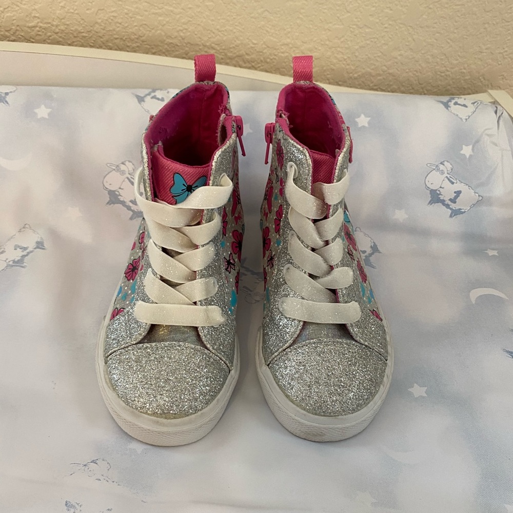 Minnie Mouse Shoes